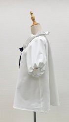他の写真1: ☆ギャザーフリル襟、サッカー地ブラウス☆《オフ》[Toilette（トワレ）]